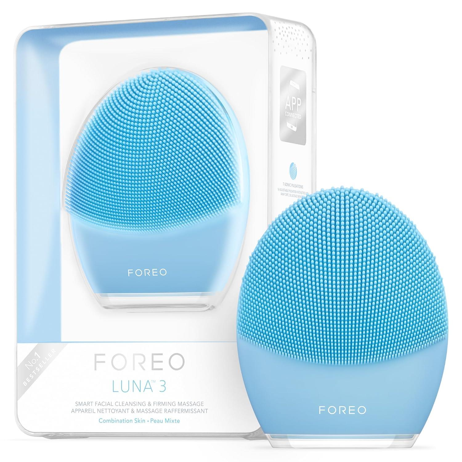 FOREO LUNA 3 Facial Cleansing Brush Combination skin Blue MSRP219